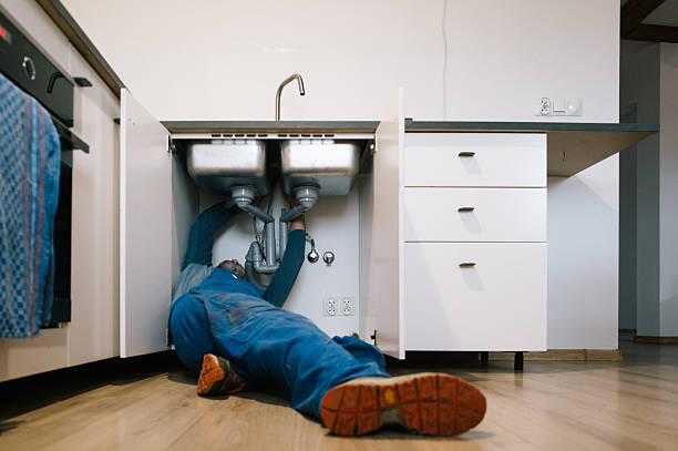 Professional Leak Detection technician working in Gaithersburg, MD
